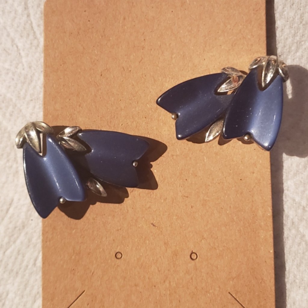 Vintage Lisner Blue Enamel On Silver Tone Clip-On Earrings